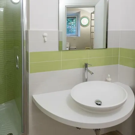 Bed&bikerome Pensión 4*